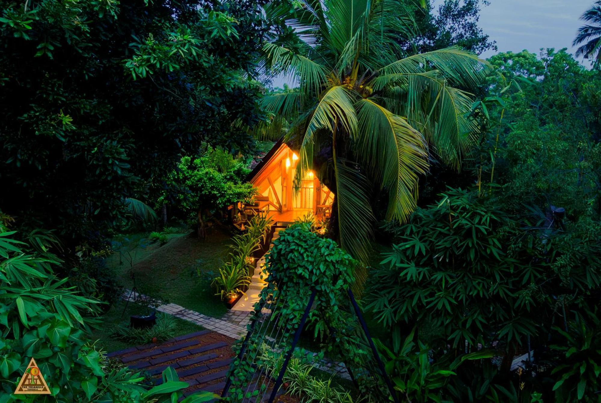 The Triangle Tangalle Exterior photo