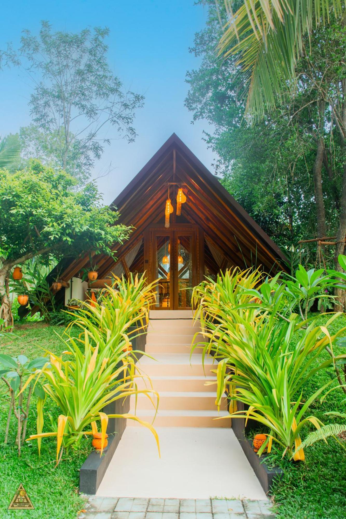 The Triangle Tangalle Exterior photo