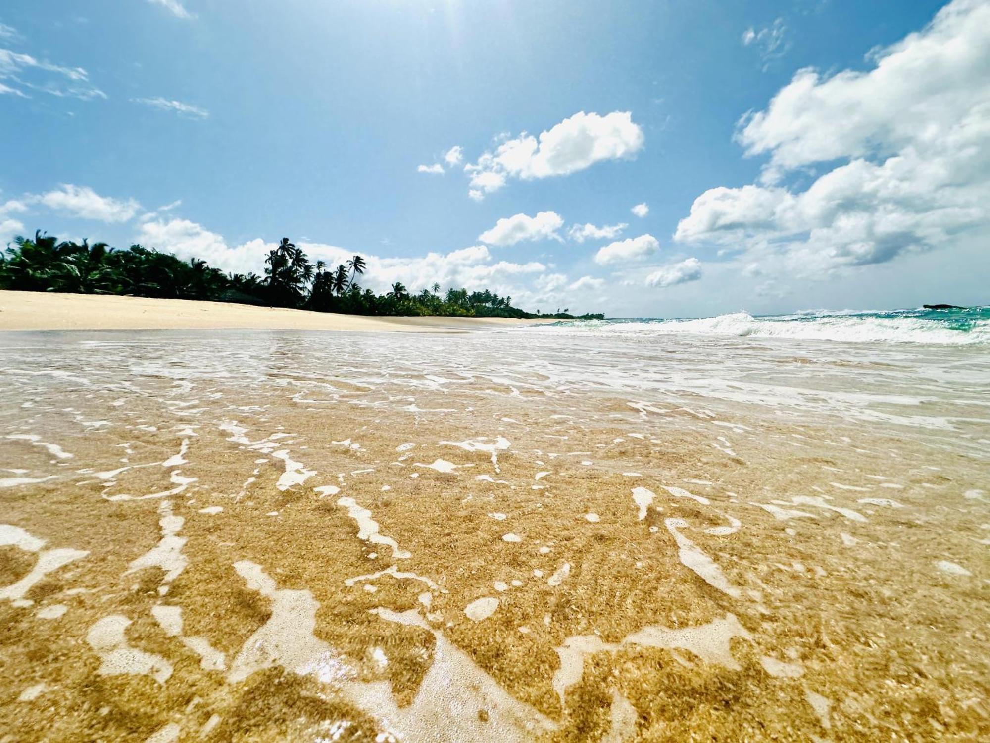 The Triangle Tangalle Exterior photo